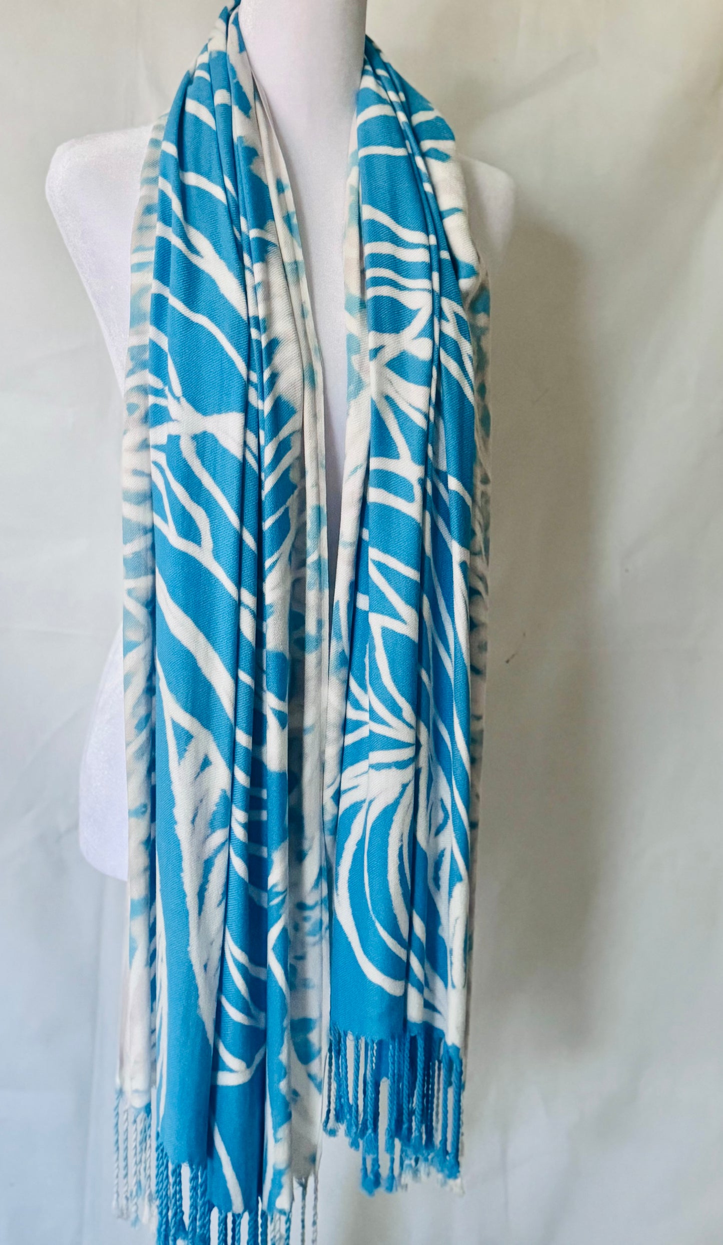 Sky Blue Borders Pashmina Hijab